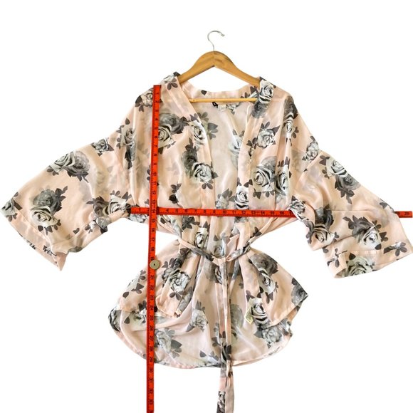 H&M Divided Women’s Baby Pink Grey Floral Chiffon Feel Kimono Top UK Size M - Picture 3 of 15